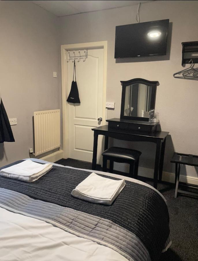 Phildene Suites Blackpool Room photo